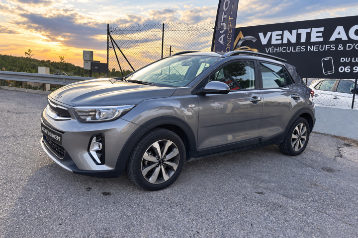 KIA STONIC